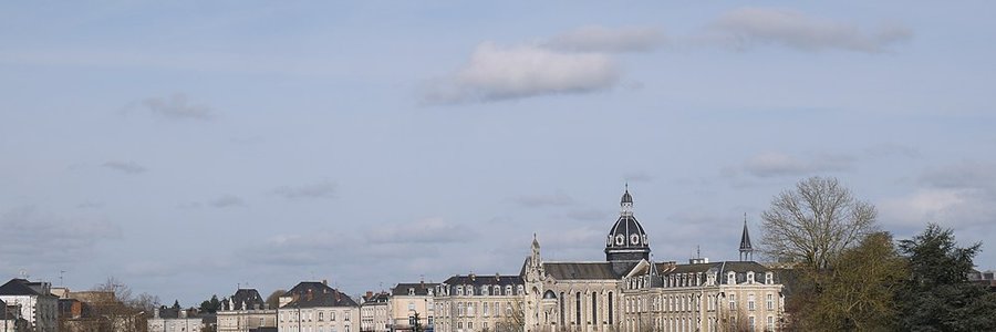 Château-Gontier-sur-Mayenne (53200) Mayenne 53 (Pays de la Loire)