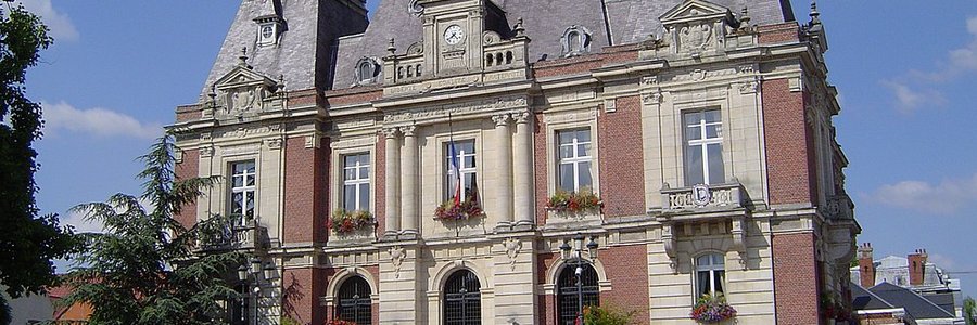 Doullens (80600) Somme 80 (Hauts-de-France)