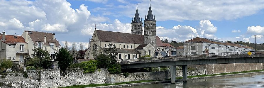 Melun (77000) Seine-et-Marne 77 (Île-de-France)